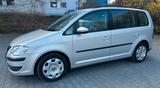 Volkswagen Touran Trendline / AHK - gebrauchte Volkswagen Touran aus dem Jahr 2009