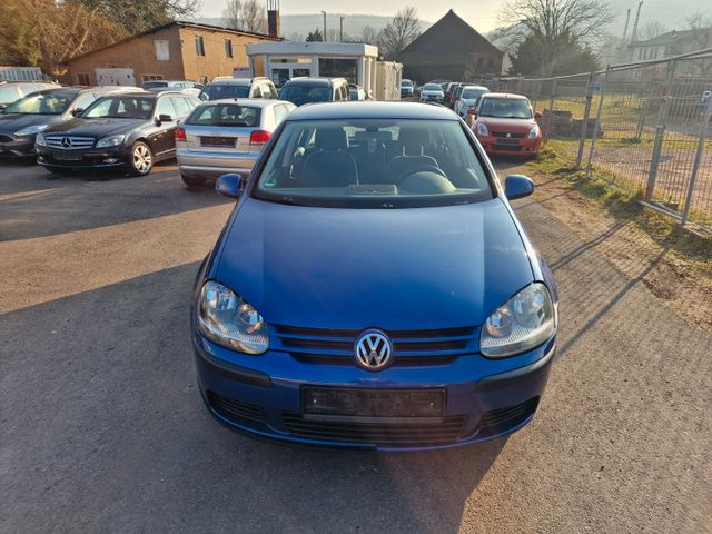 Volkswagen Golf V Lim. Trendline 1.6