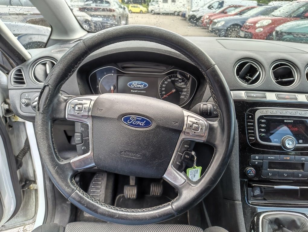 Fahrzeugabbildung Ford S-Max 2.0 TDCi DPF Titanium