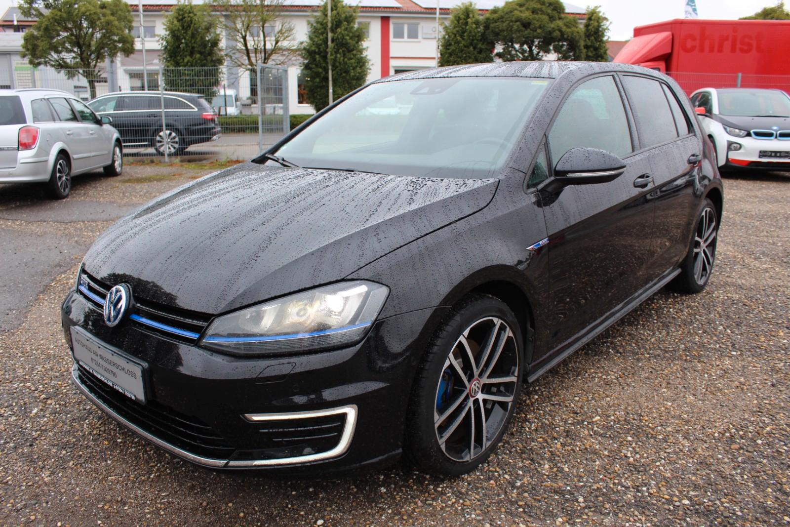Volkswagen Golf VII Lim. GTE*ORIGINAL 12656km*1.Hd.*akt.Par