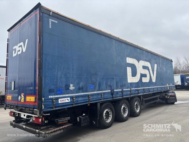 Schmitz Cargobull Curtainsider Standard