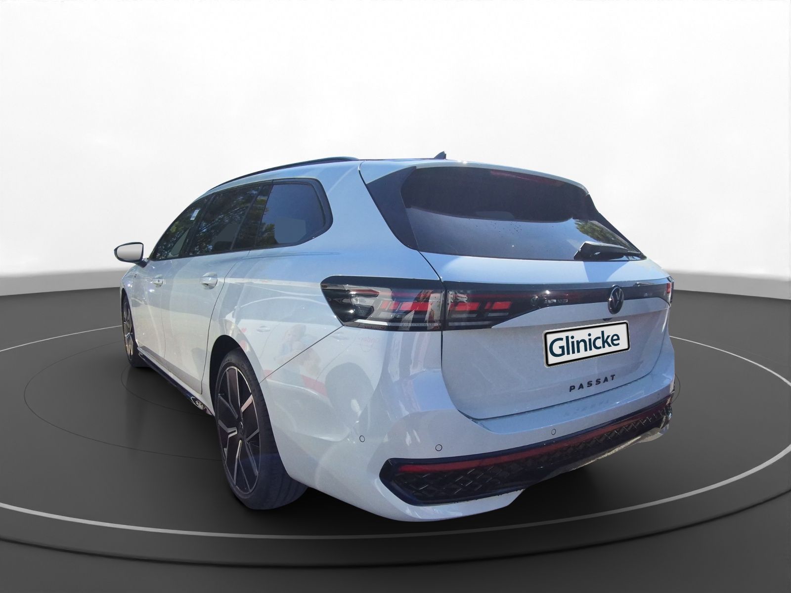 Volkswagen Passat Variant R-Line 4Motion AHK SHZ Leder IQ.D foto 4