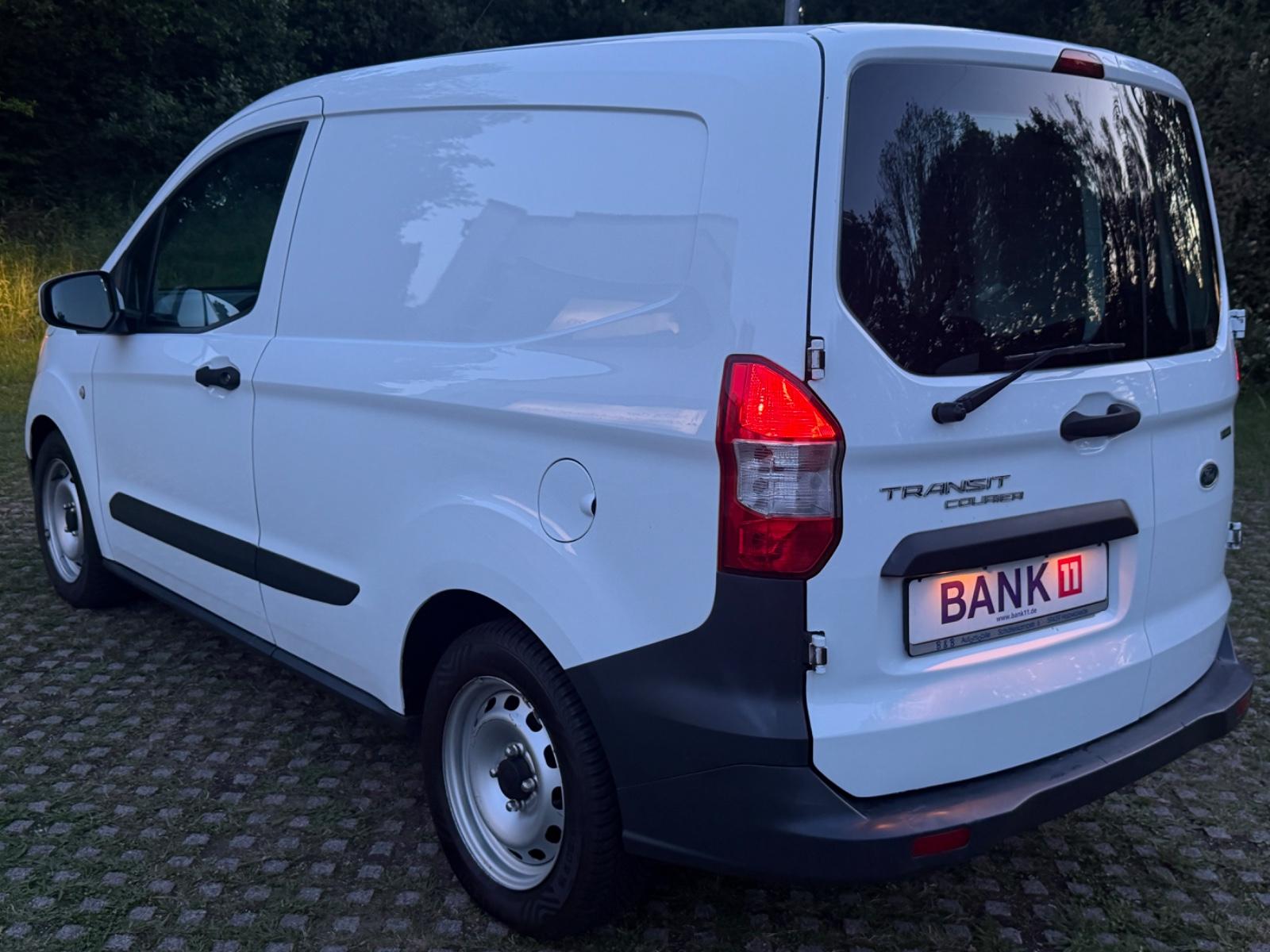 Ford Transit Courier Benziner *Euro6 *USB *El.Fenster