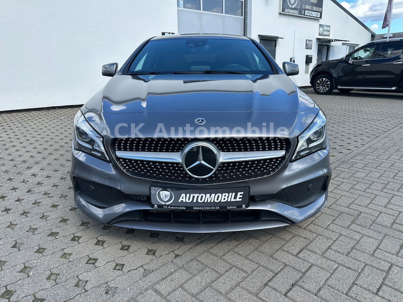 Fahrzeugabbildung Mercedes-Benz CLA 250 Shooting Brake AMG-Line/Navi/LED/ACC/Kam