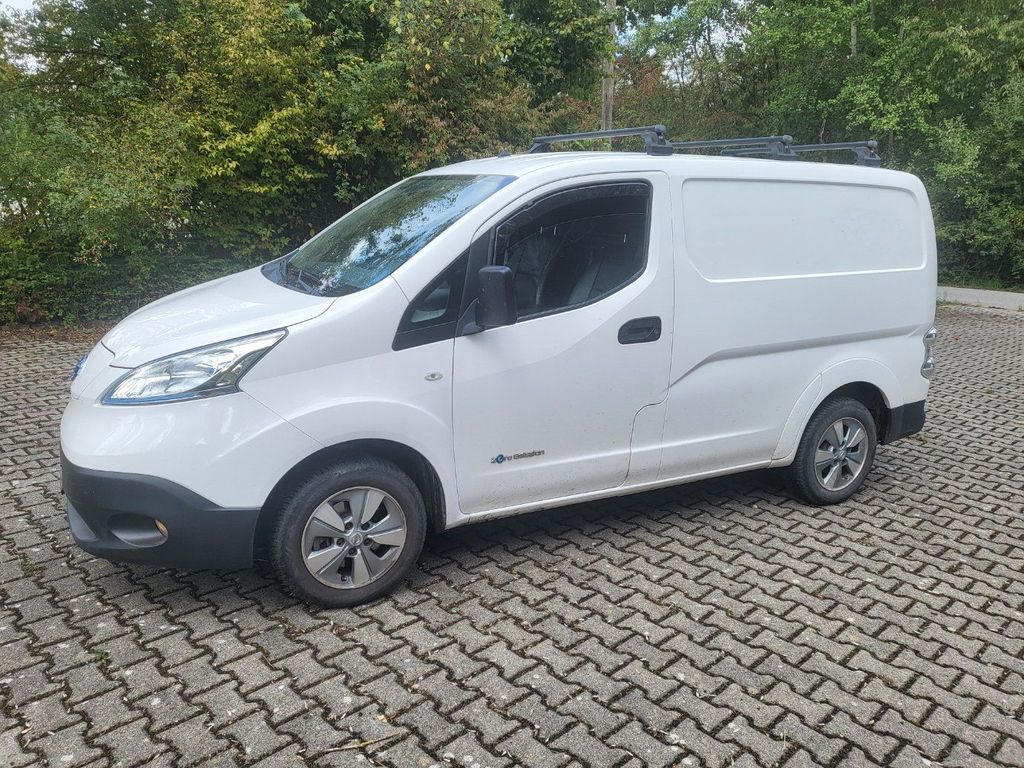 Image of Nissan e-NV200