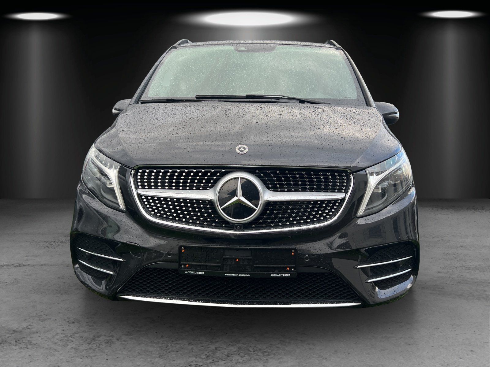 Fahrzeugabbildung Mercedes-Benz V300d Exclusive Edition AMG AIRMATIC AHK Standhz