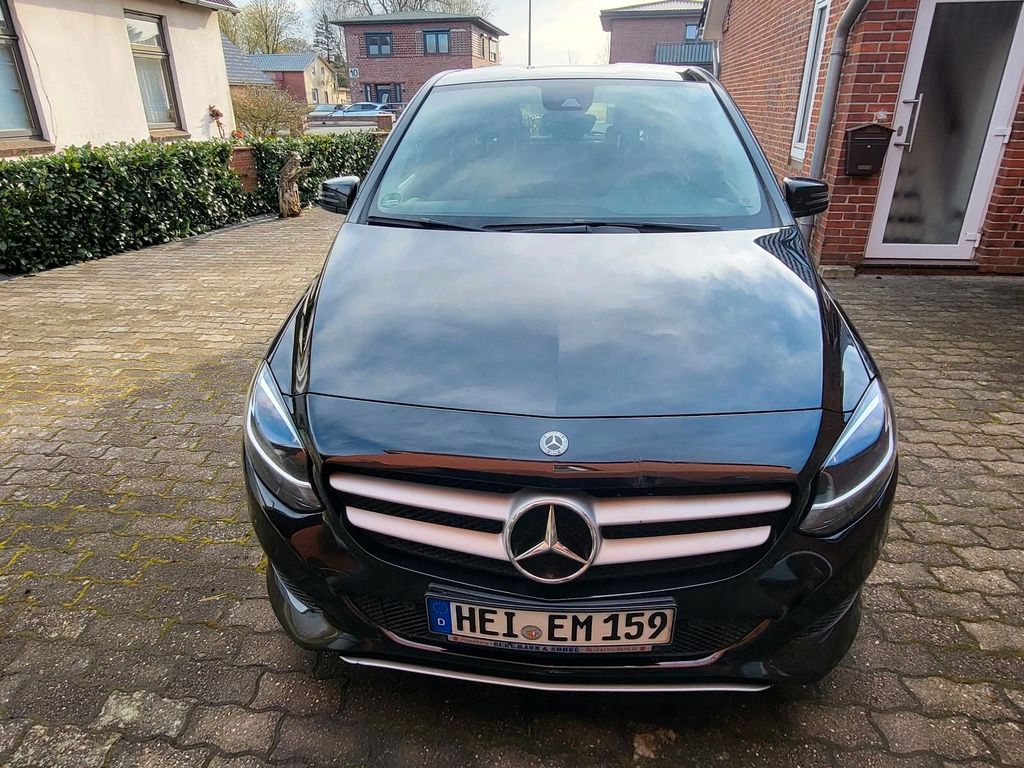 Image of Mercedes-Benz B 200