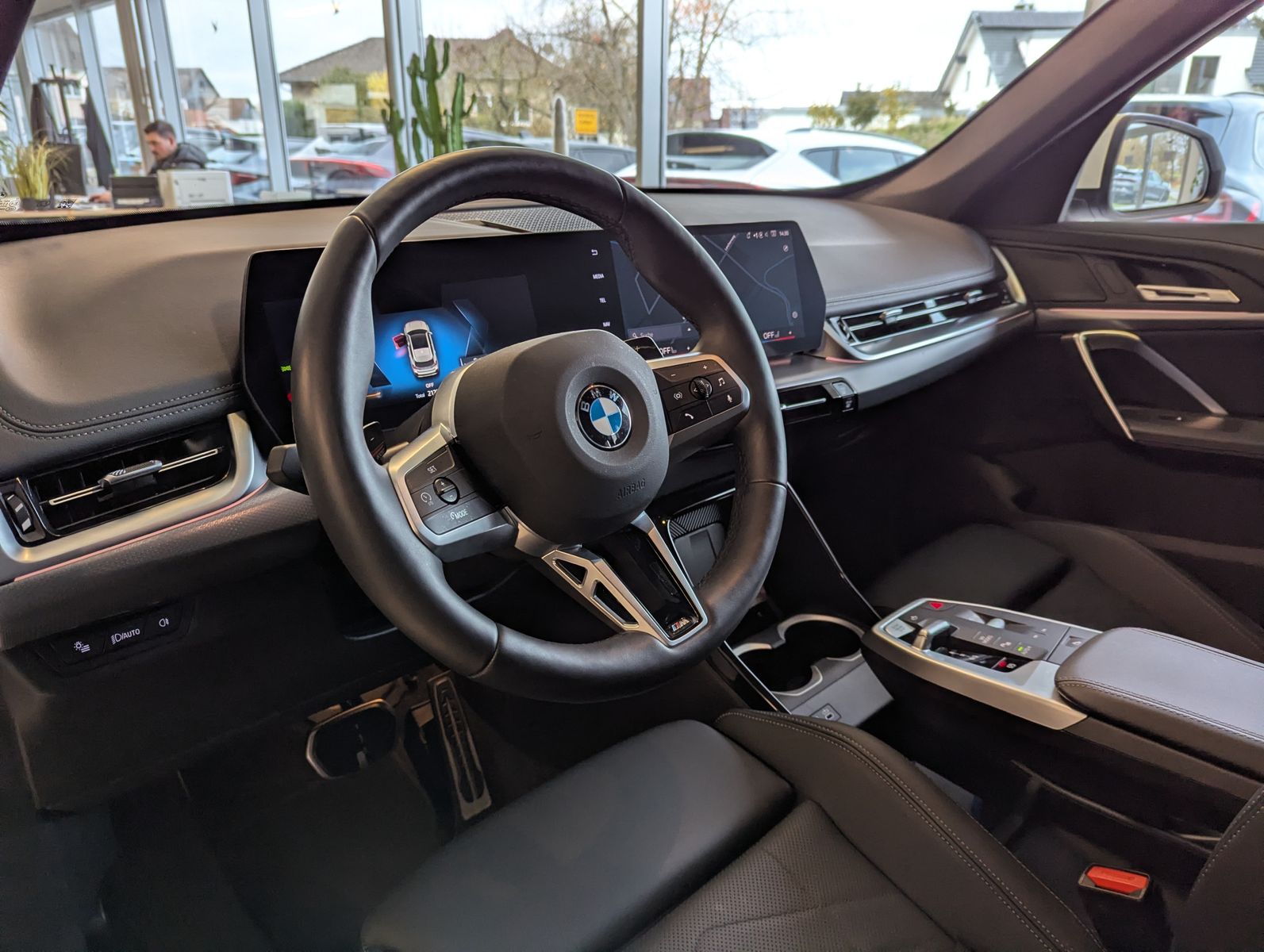 BMW X1 18 d M-Sport Pano Premium-Travel-Paket AHK - Image 22