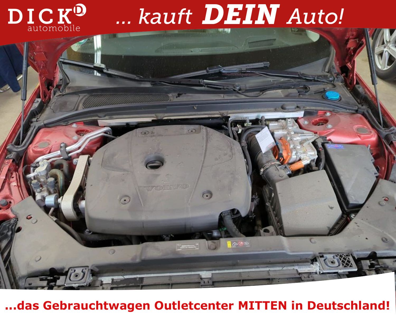 Fahrzeugabbildung Volvo V60 T6 Hyb AWD Core LED/SHZ/H&K/HUD/PANO/360°/8F
