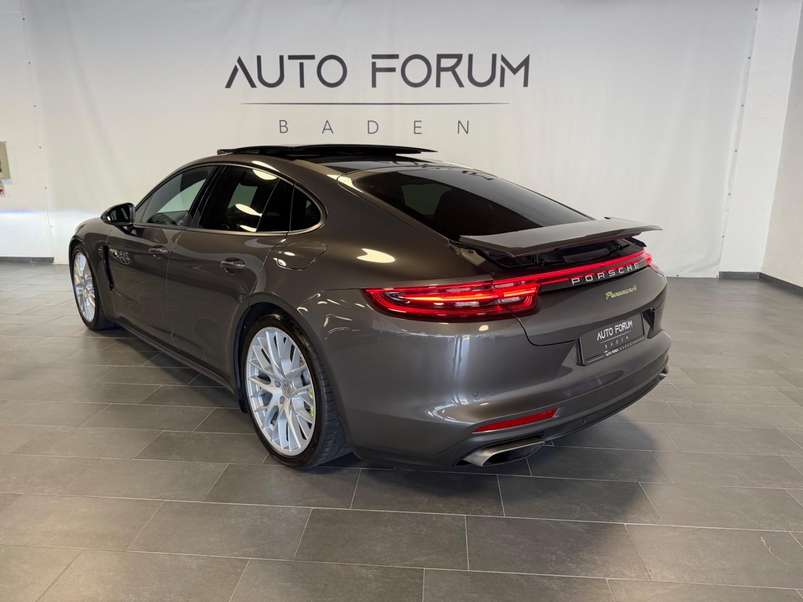 Porsche Panamera 4 E-Hybrid Chrono*Pano*Kamera*Bose*