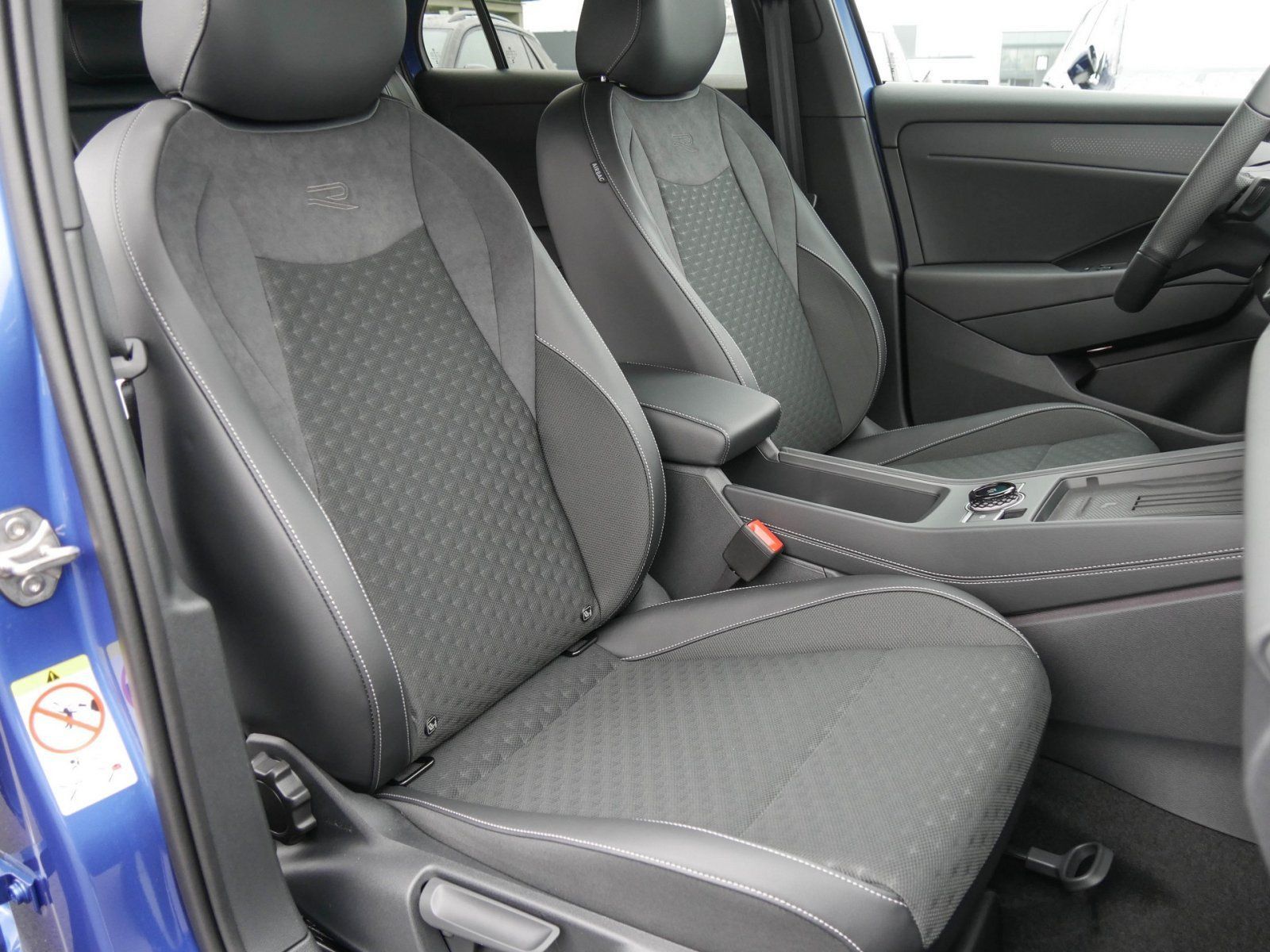 Volkswagen T-Roc - Bild 6