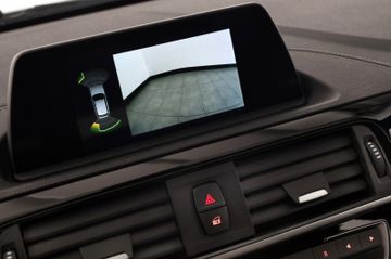 BMW 118i Aut 5-Türer M Sport DriveAssist ACC RFK 18"