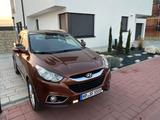 Hyundai ix35 2.0 CRDi 4WD AUT/ AHK/Navi/Leder/Tempomat - Hyundai ix35 in Mannheim