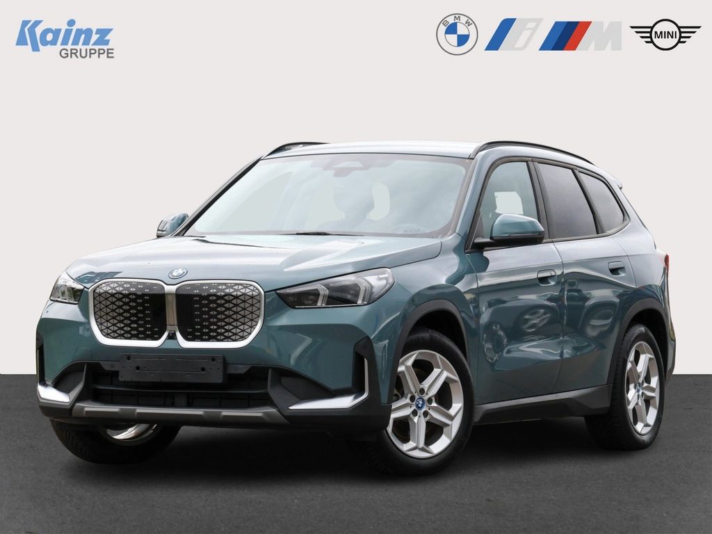 Image of BMW iX1