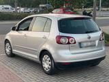 Volkswagen Golf plus 1,6 - VW Golf Plus Gebrauchtwagen in Nürnberg