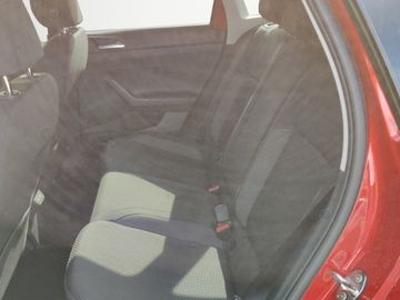 Volkswagen Taigo - 11