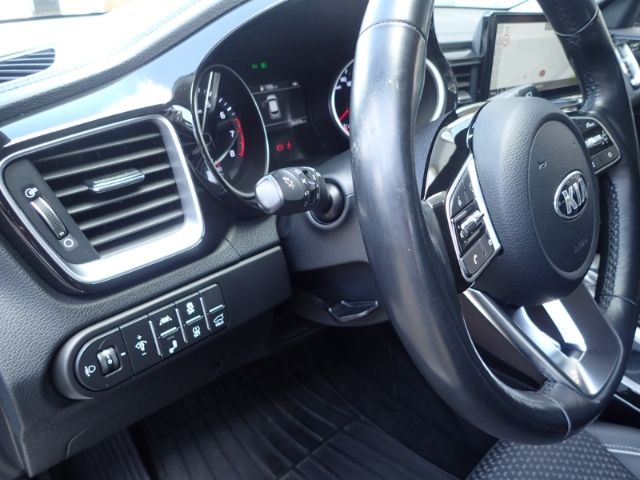 Fahrzeugabbildung Kia XCeed Spirit 1.5 T-GDI Exclusiv Paket, Navi Pake