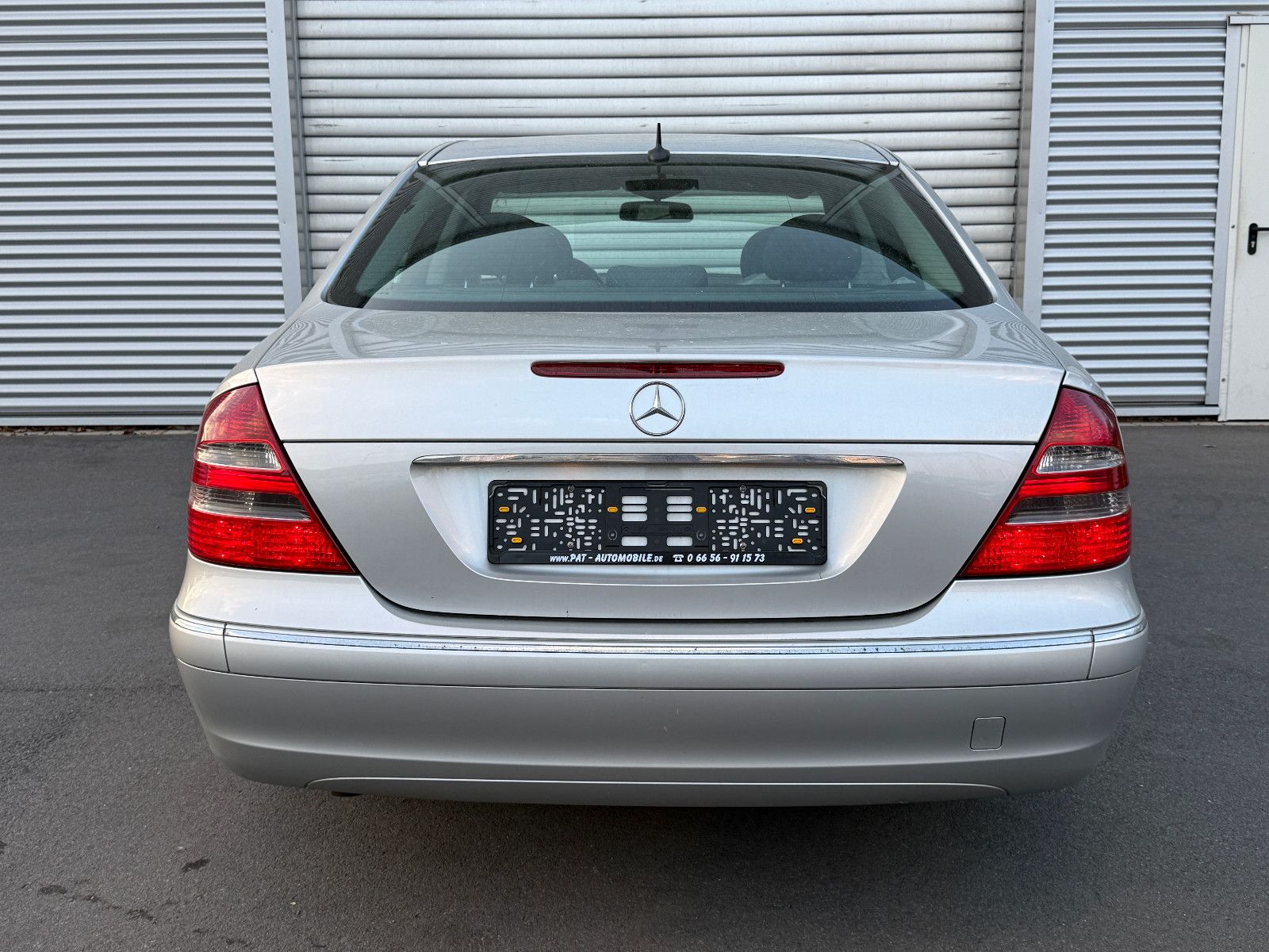 Fahrzeugabbildung Mercedes-Benz E 320 CDI Elegance Aut AHK GRA Xenon Navi H/K