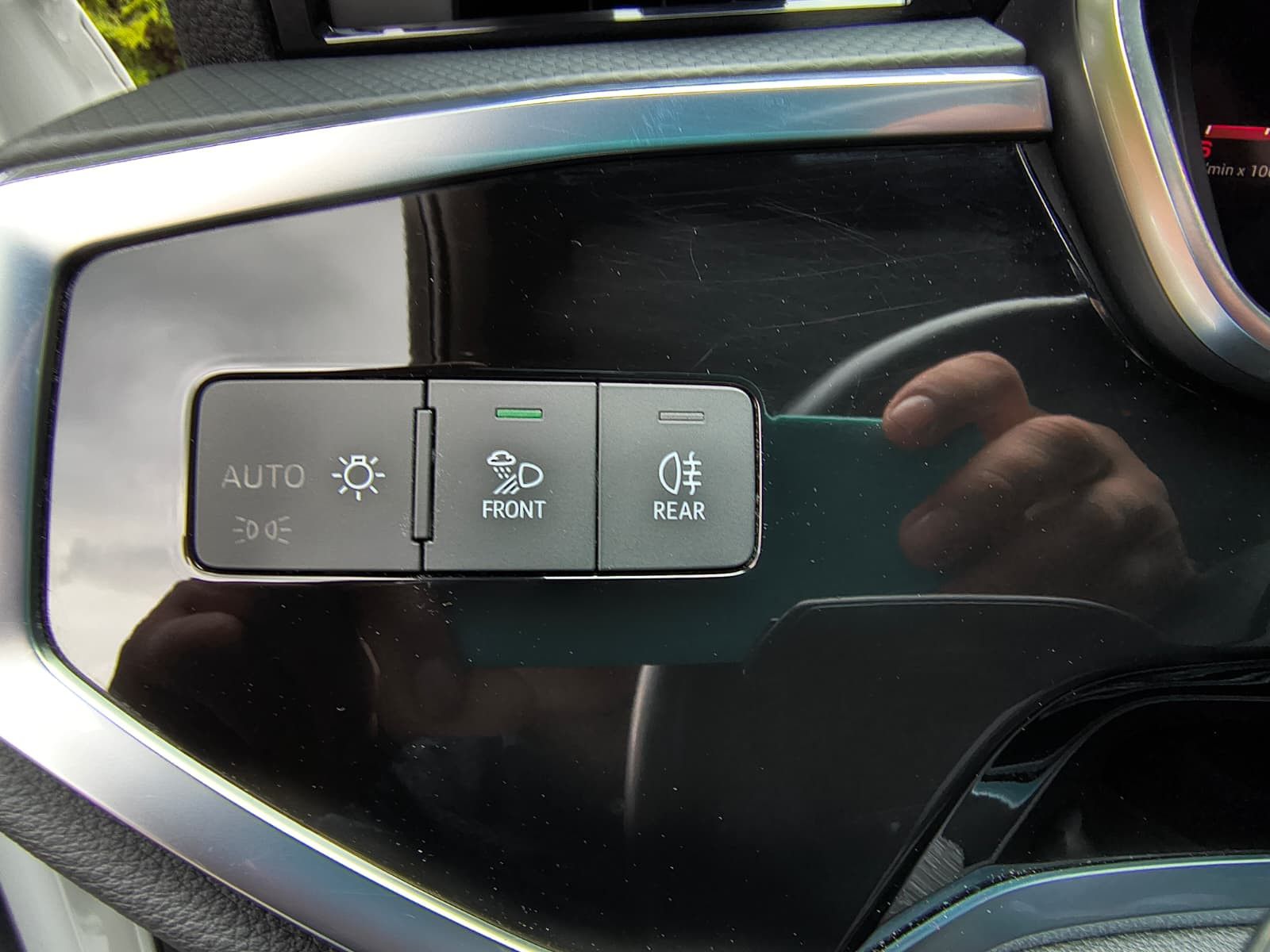 Fahrzeugabbildung Audi Q3 Sportback 35 TDI S-tronic LED+MMI+AHK+SHZ+DSP