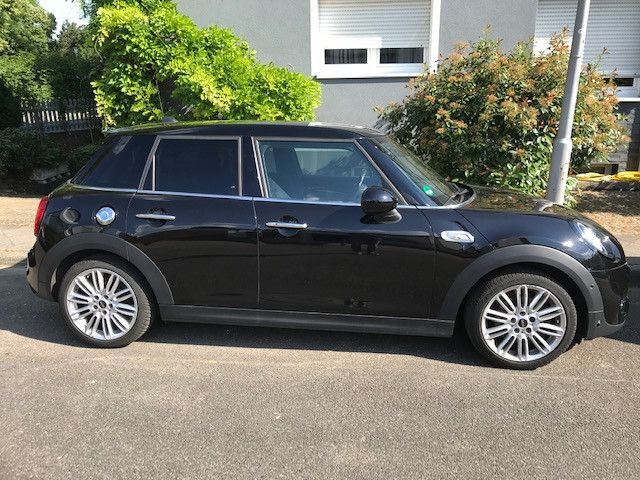 MINI Cooper S, 5-Türer, schwarz