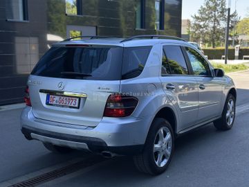 Mercedes ML 320 - 7