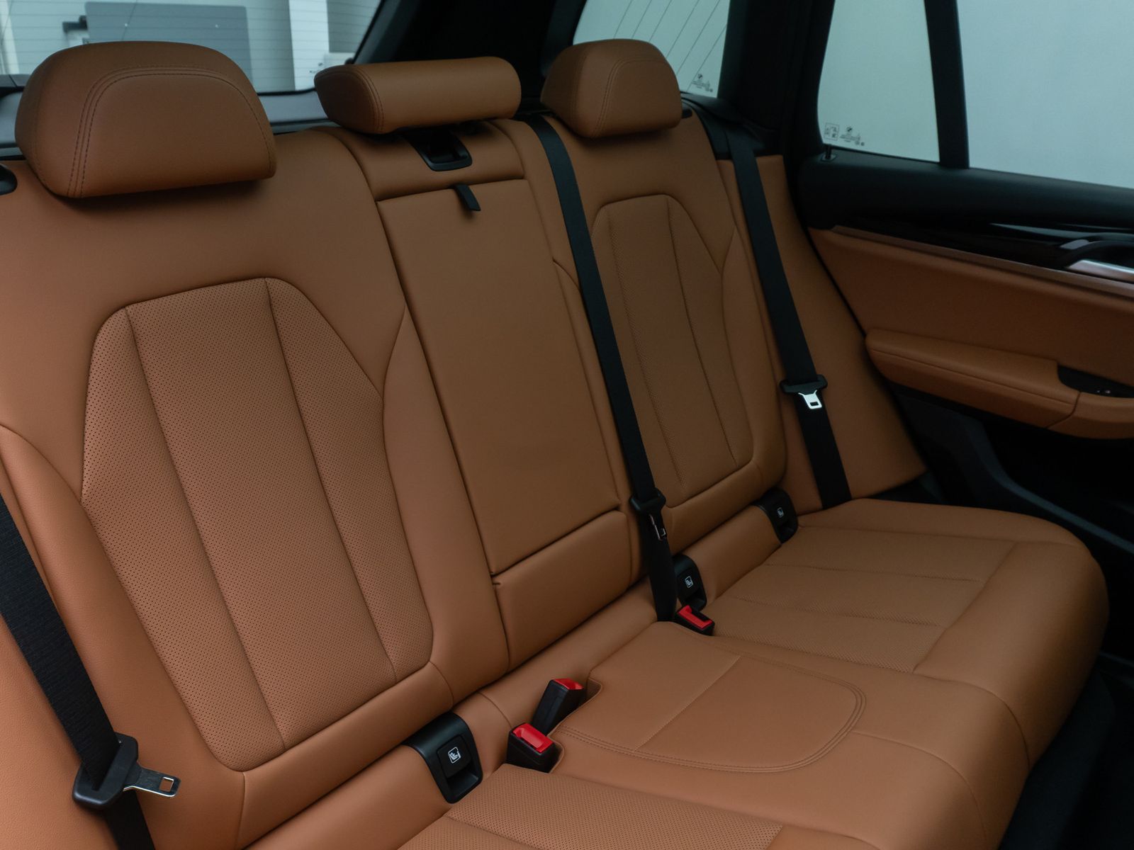 Fahrzeugabbildung BMW X3 xD30e Kamera AHK HUD DAB Sport Panoram 19Zoll