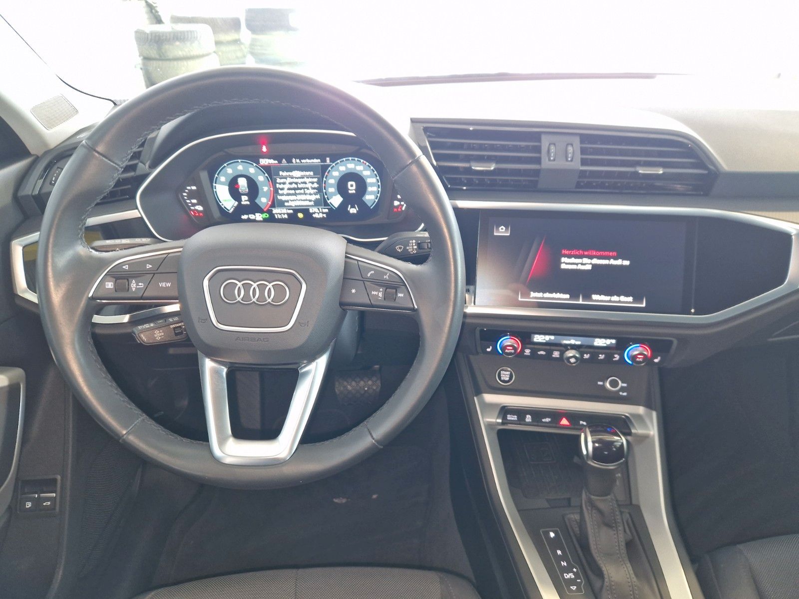 Audi Q3 45 TFSI e-hybrid S tronic PDC LED ACC SH AHK foto 11