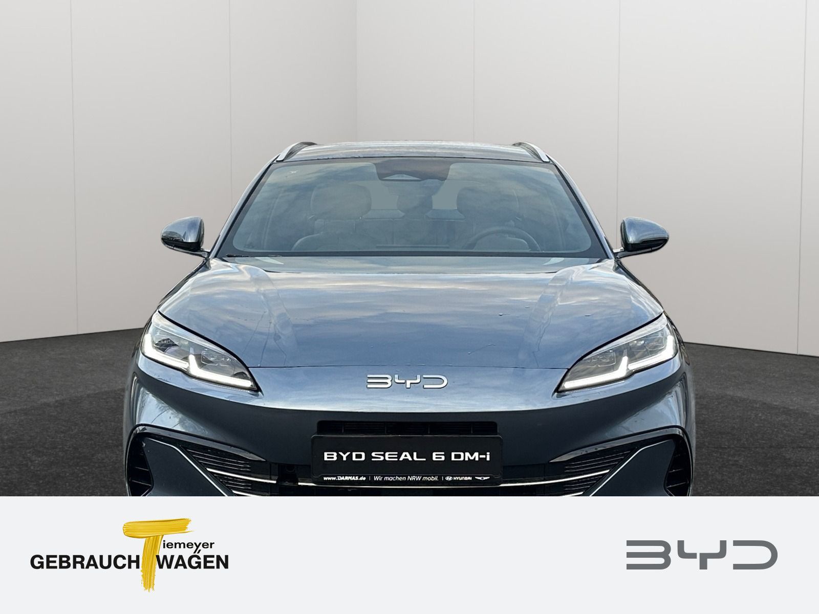 BYD SEAL 6