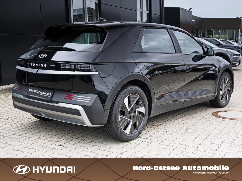 Fahrzeugabbildung Hyundai IONIQ 5 DYNAMIQ ELEKTRO 84 kWh SHZ LHZ LED NAVI
