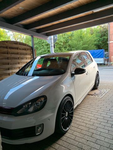 Volkswagen Golf VI GTI DSG