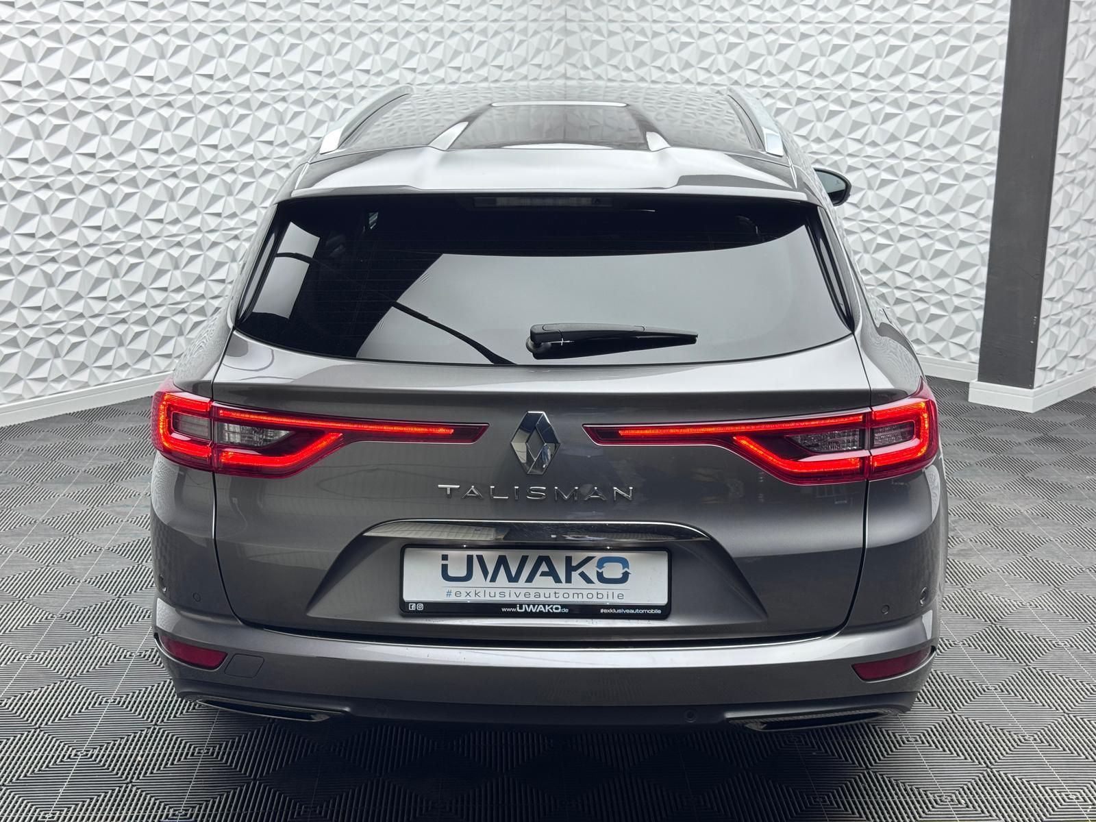 Fahrzeugabbildung Renault LIMITED BLUE dCi 200 EDC/ACC/BOSE/AHK/MASSAGE/DA