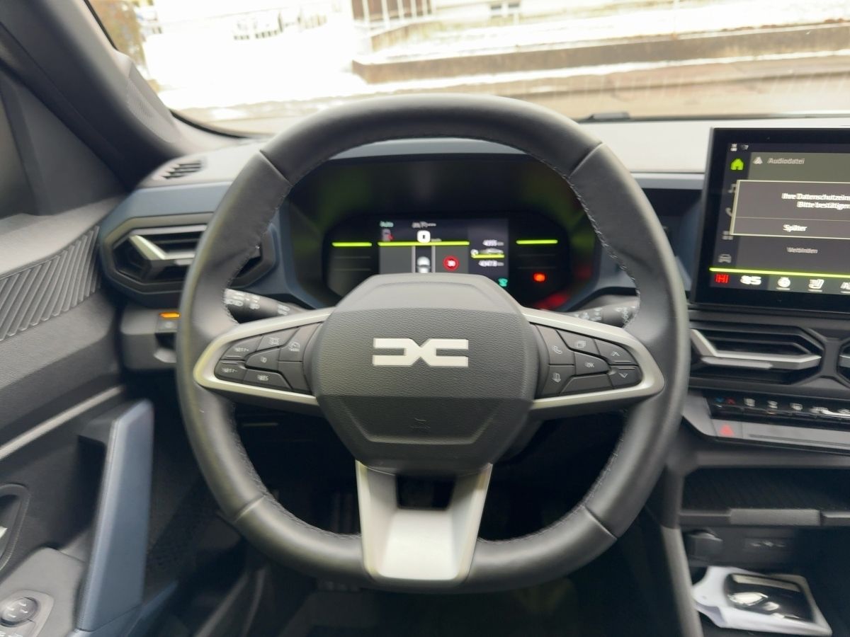 Fahrzeugabbildung Dacia Bigster Expression TCe 130 4x4