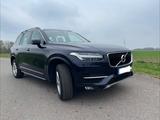 Volvo XC90 D5 AWD Momentum | 2 Jahre Garantie - Volvo XC90: Momentum