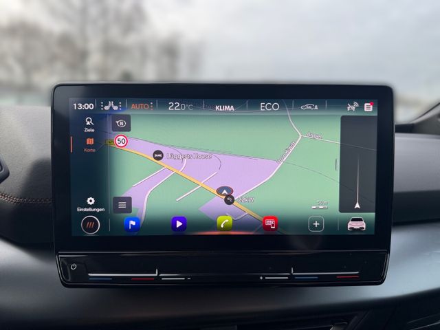 Born 58 kWh LED Navi Sitzh. ACC Keyless Kamera 2