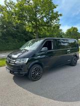 Volkswagen T6 Multivan - Volkswagen T6 Multivan: 8 Sitzer