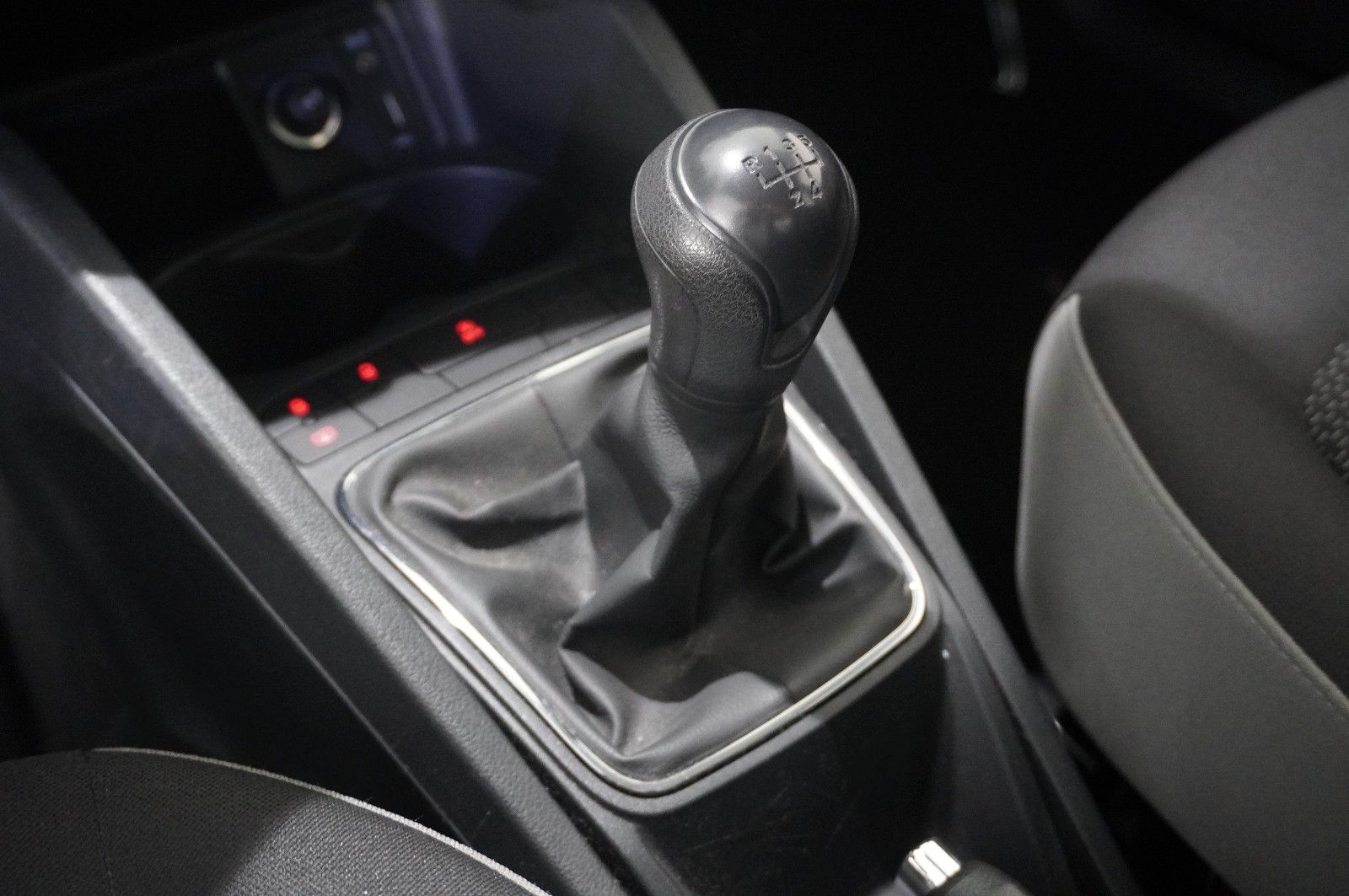 Fahrzeugabbildung SEAT Ibiza 1.4 TDI STYLE 5-TÜR NAVI/TEMP./PDC/NEBEL