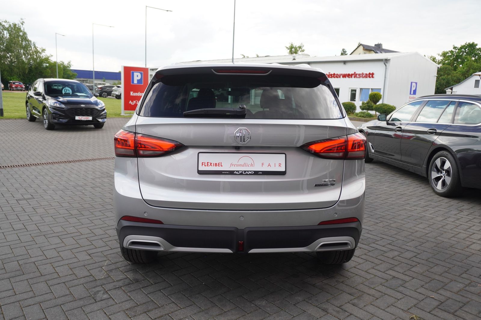 MG ZS