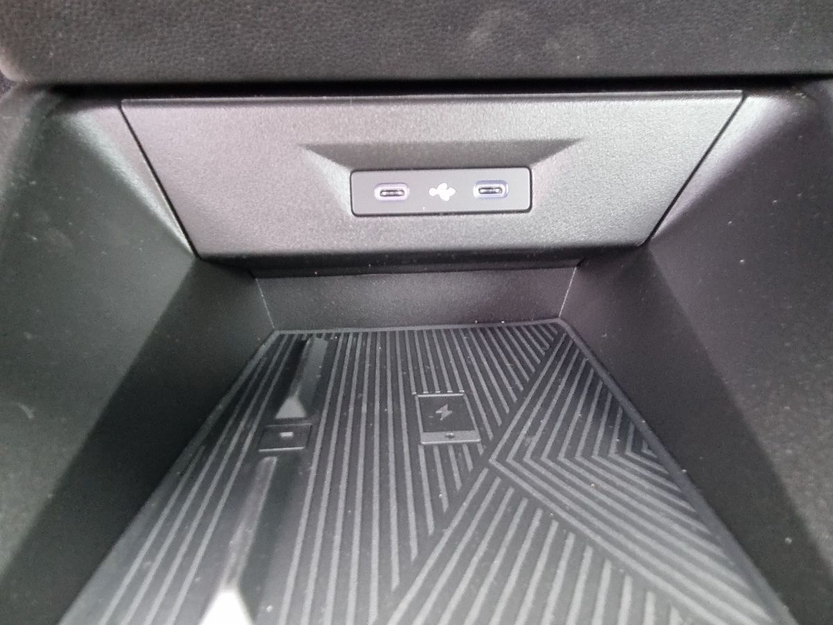 Fahrzeugabbildung Renault Clio Techno Full Hybrid E-Tech 160