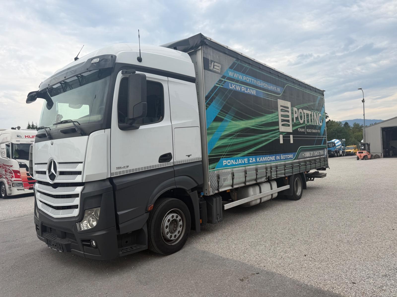 Mercedes-Benz Actros 1842 euro6 retarder L 8200 mm