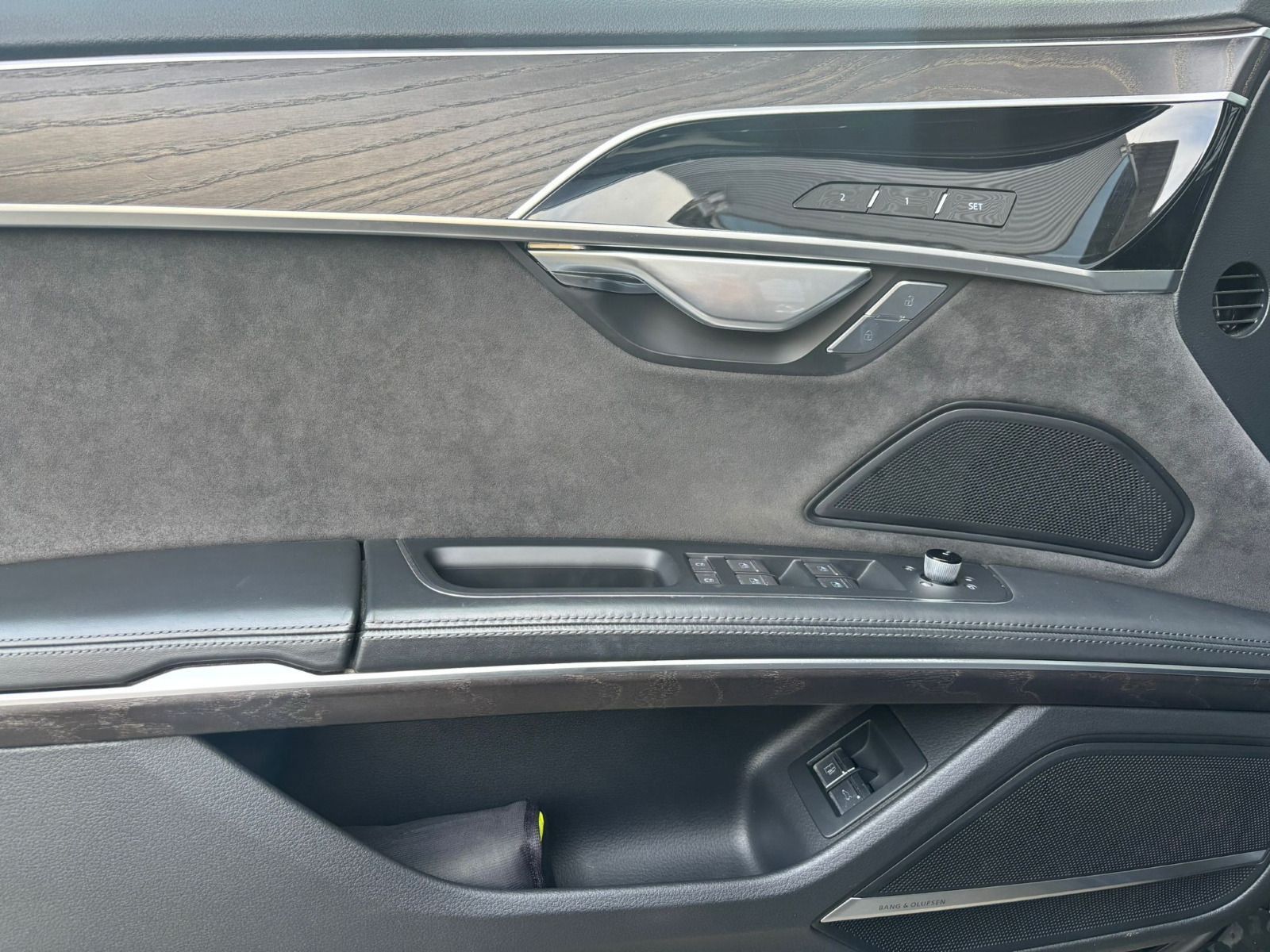 Audi A8 - Bild 10