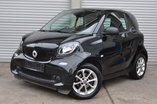 Smart ForTwo coupe Passion 52kW KLIMA SzHz.Panorama