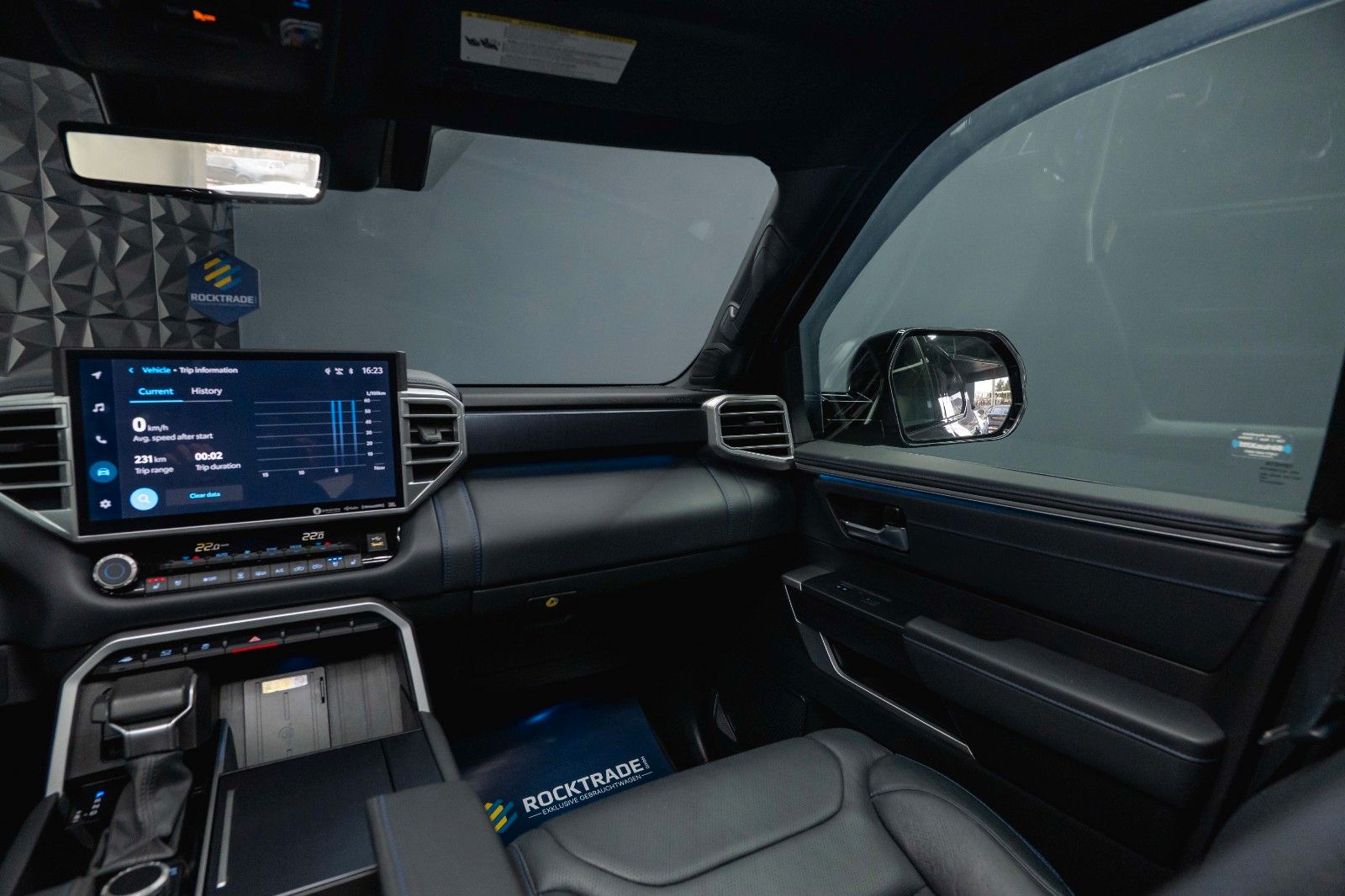 Fahrzeugabbildung Toyota Tundra PLATINUM 3.4L V6 4x4 *100%Options*19%VAT*