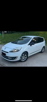 Renault Grand Scenic Bose Edition dCi 110 EDC Bose E... - Renault Grand Scenic aus 2012