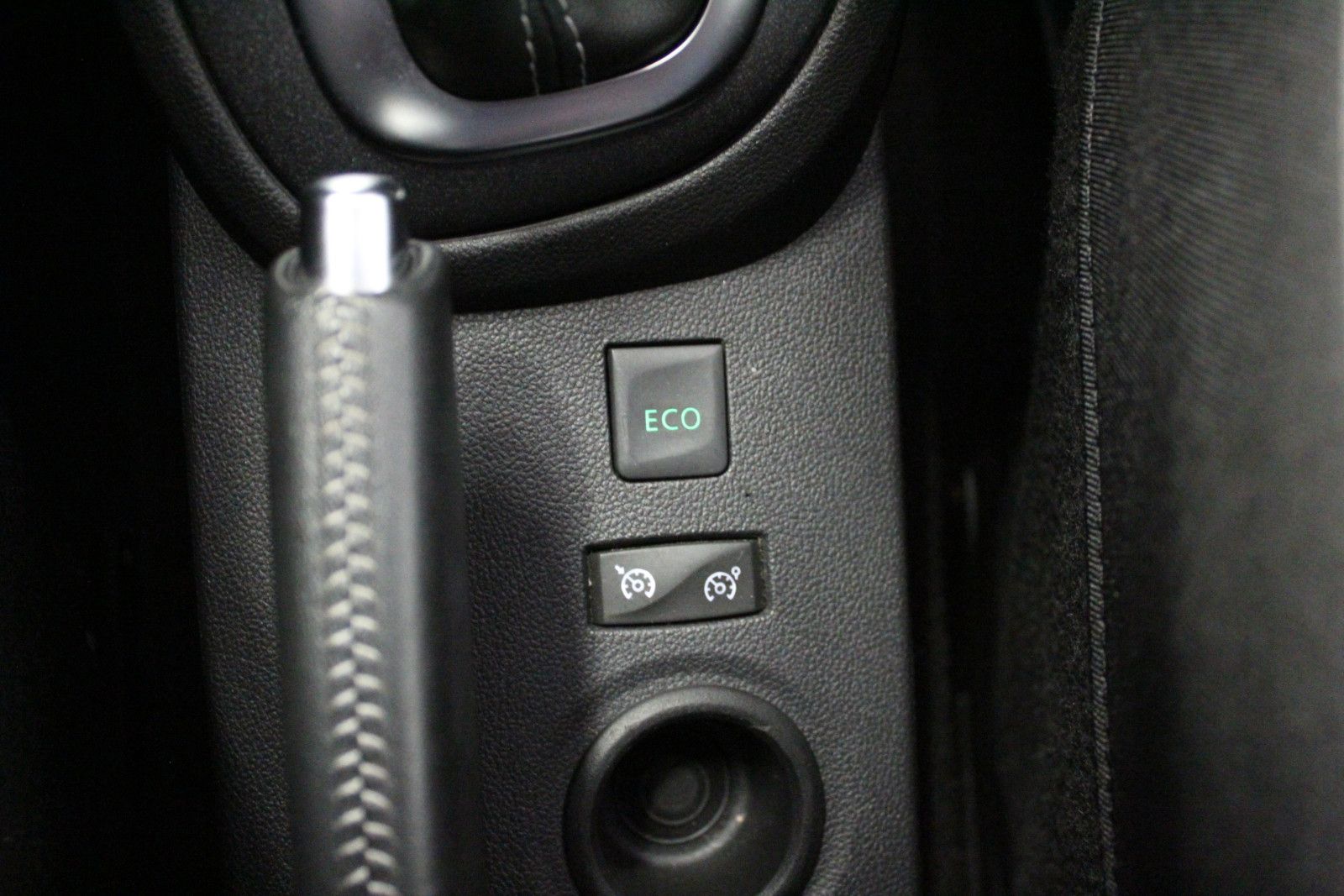 Fahrzeugabbildung Renault Captur TCe 150 EDC GPF Bose Edition