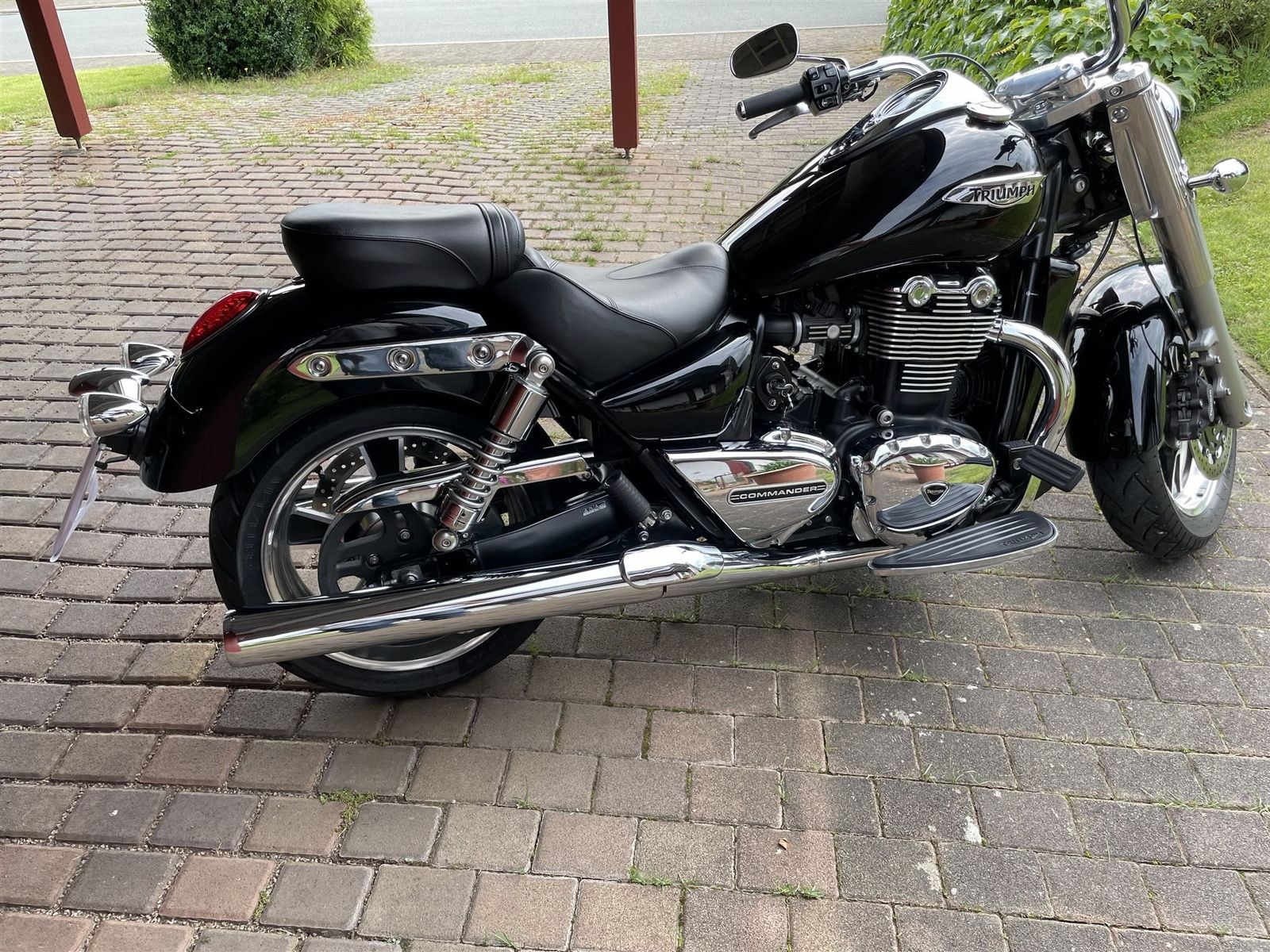 Fahrzeugabbildung Triumph Thunderbird Commander sofort Verfügbar