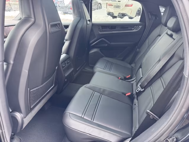 Porsche Cayenne 3.0 Coupe Black-Edition/2026 Prod./Full – 10
