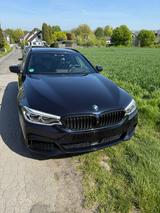 BMW M550d xDrive Touring A - AHK - Pano - HeadUp -  - BMW M-Modelle in Dortmund