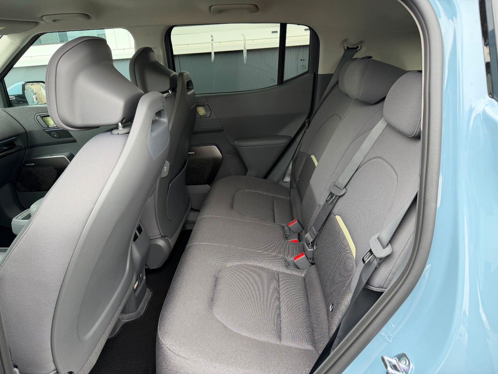 Fahrzeugabbildung Kia EV2 42.2 5S EARTH WIC TEC DWP DES
