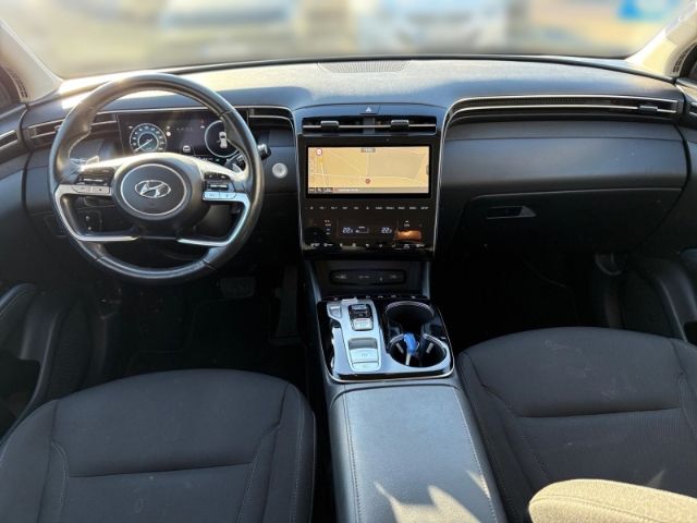 Fahrzeugabbildung Hyundai Tucson Trend Plug-In Hybrid 4WD AHK ELEKTRISCHE