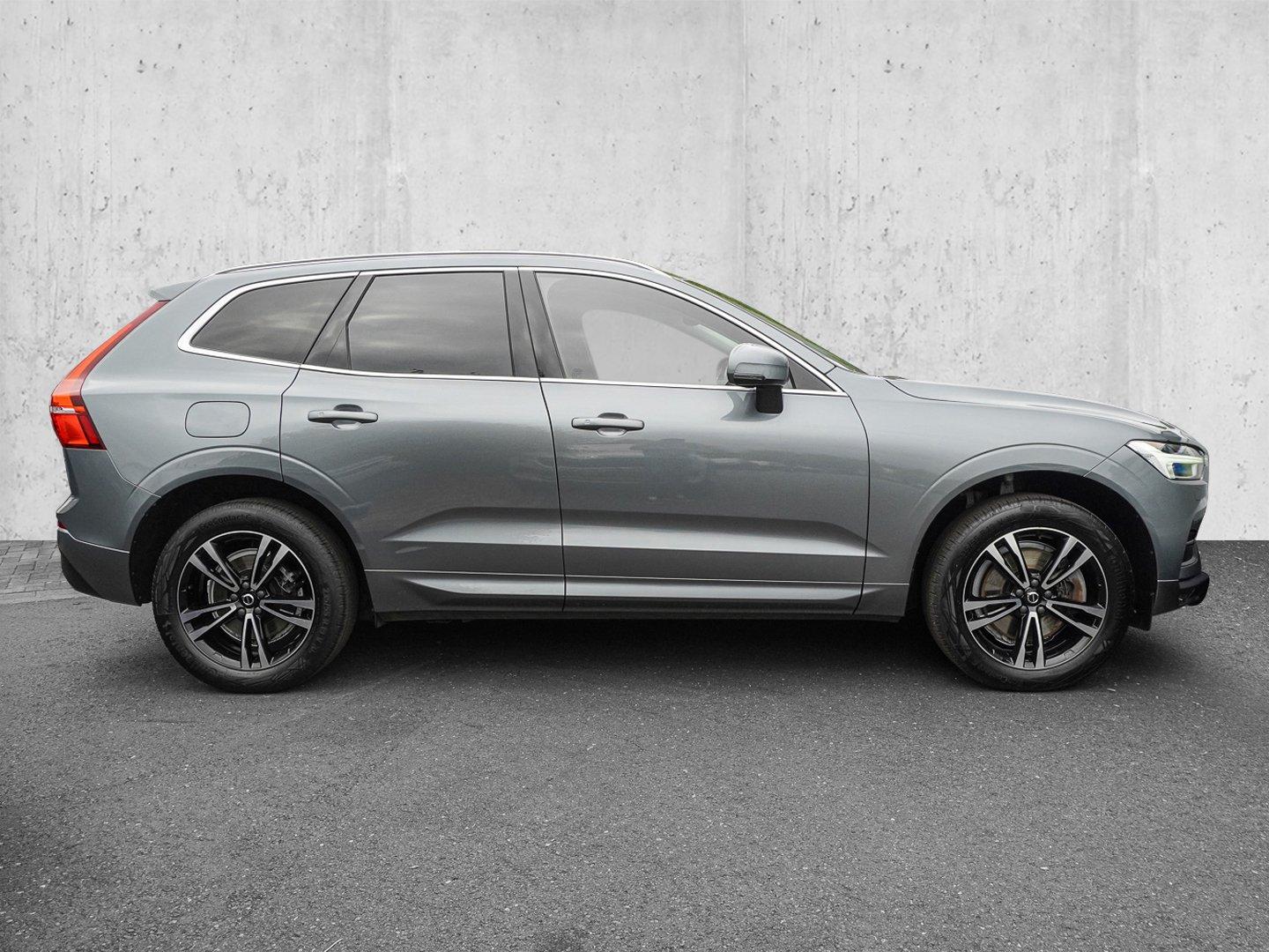 Volvo XC60 B4 D AWD Momentum Pro 19ZOLL FRONTHZG BLIS